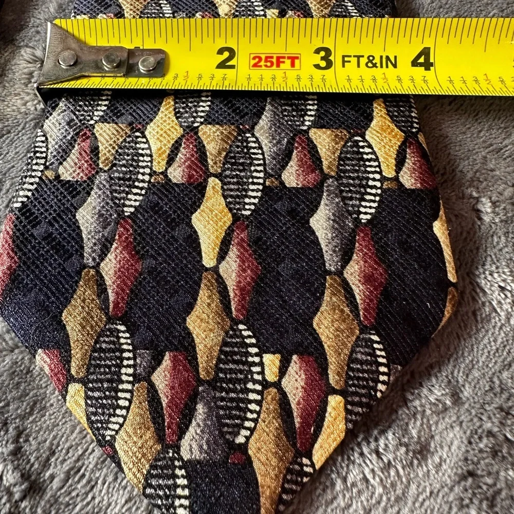 Botany 500 men’s silk‎ tie